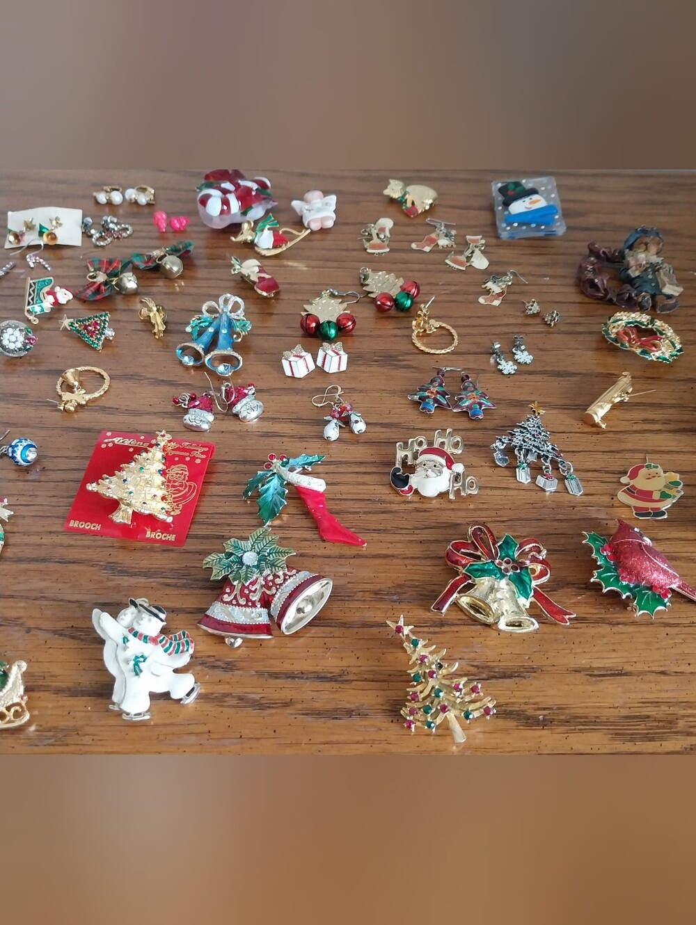 Vintage Christmas Women's Brooch Jeeelry Lot - Picture 7 of 13